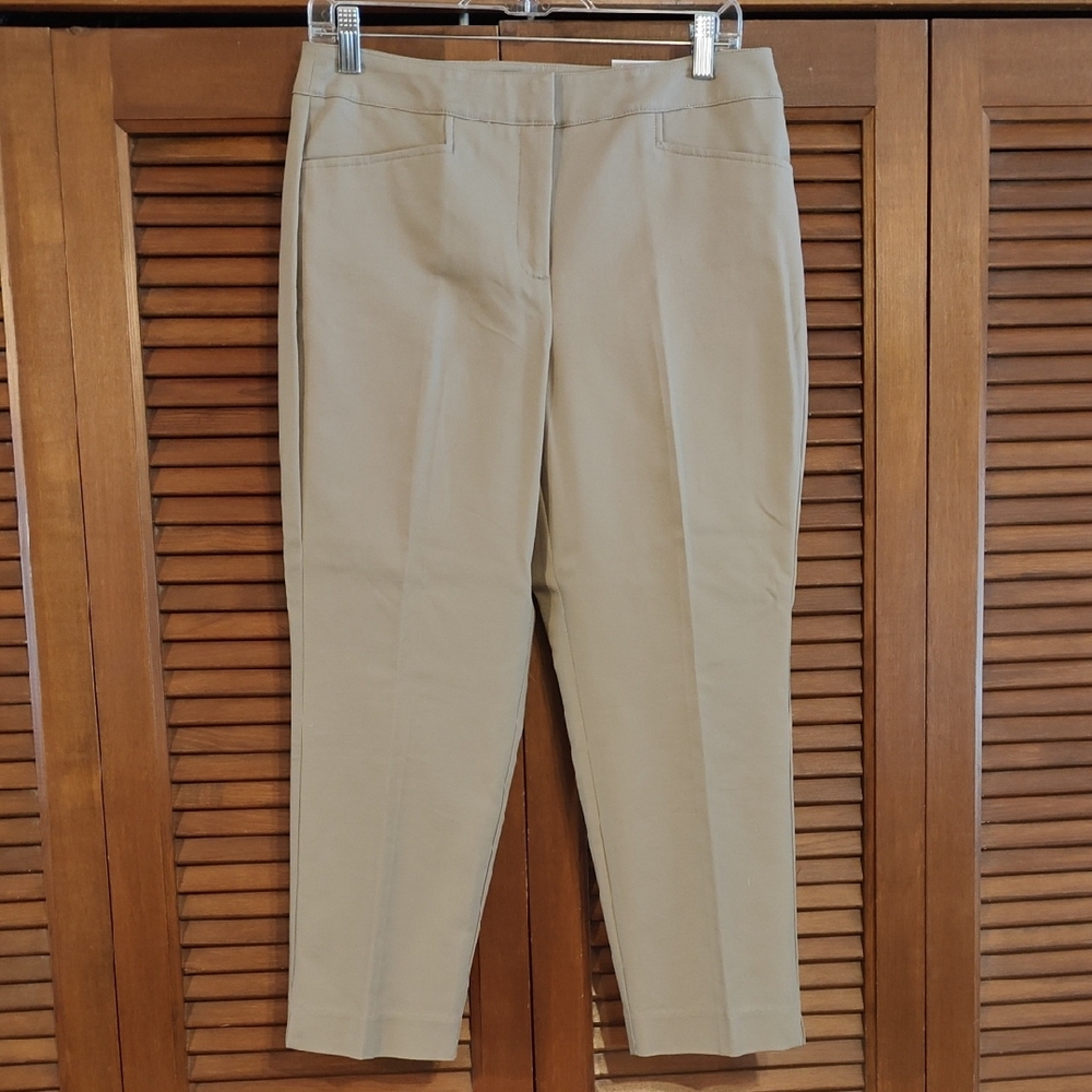 NWT Chico's Tan Crop Pants